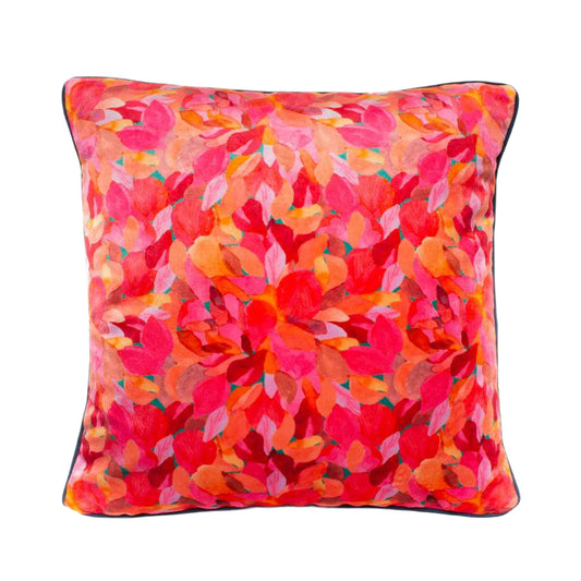 Fallen leaves cushion in velvet | Pink
