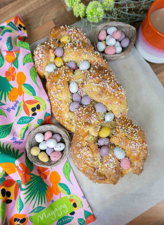 Mini Egg Easter brioche