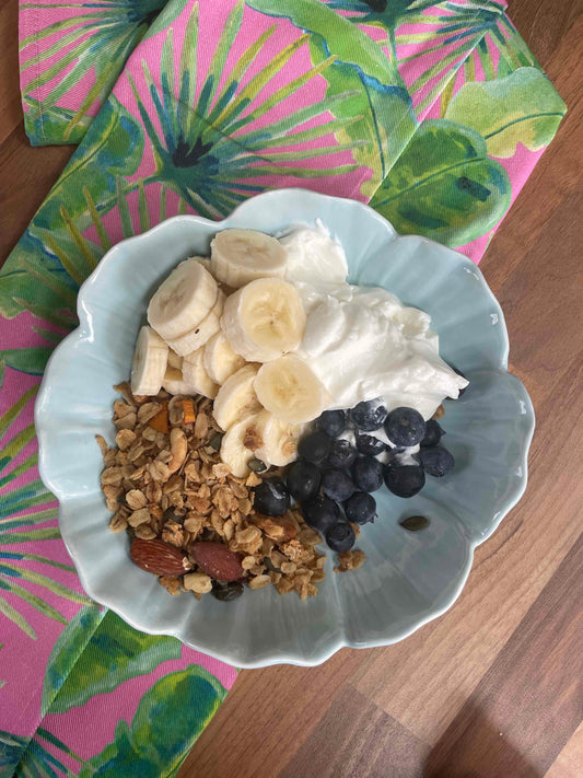 Easy Gluten-free Granola recipe | Homemade healthy breakfast